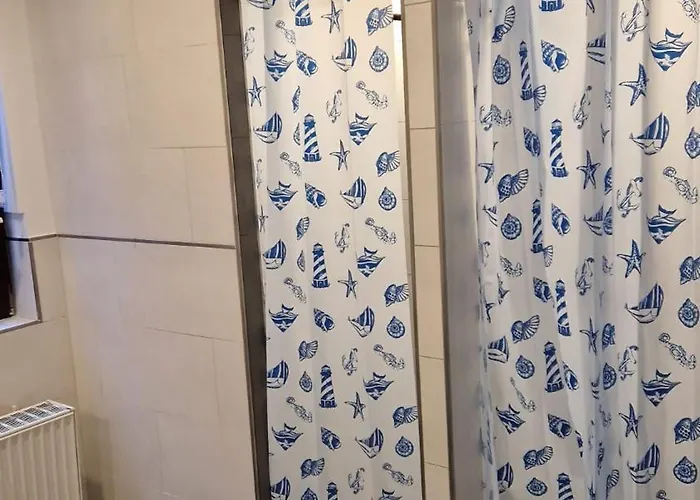 C Privatunterkunft *